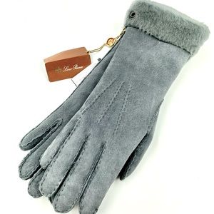 NWT Loro Piana Ladies Shearling Gloves, size medium, Marla pattern